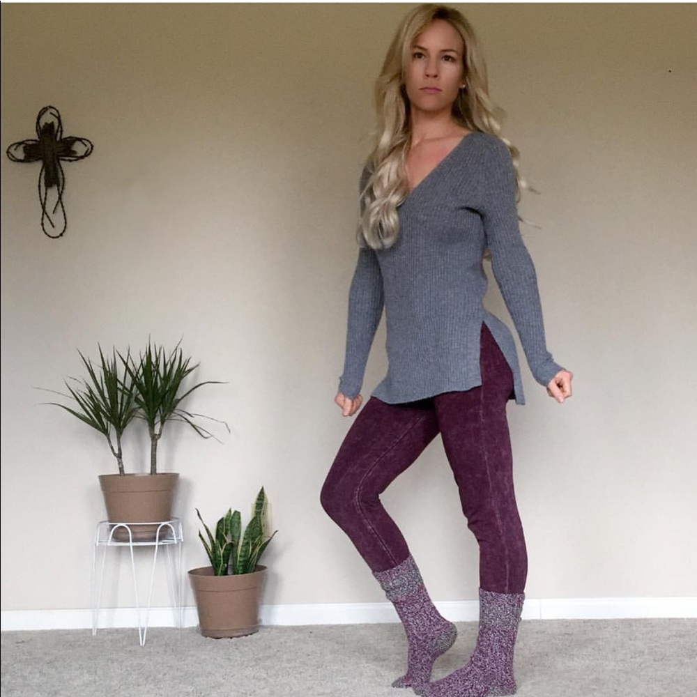 New grey gray light weight longsleeve sweater